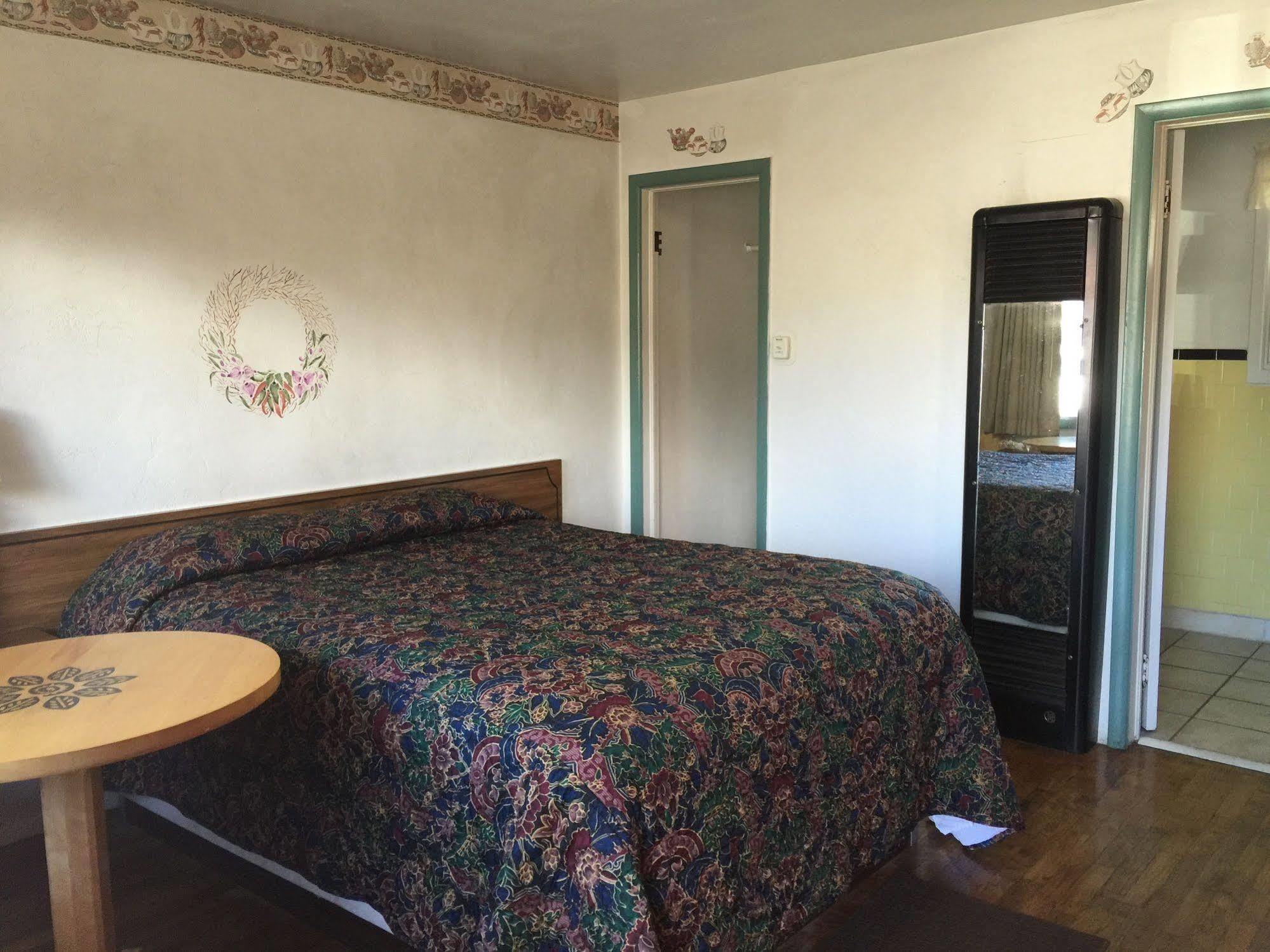 Circle R Motel 살리다 외부 사진